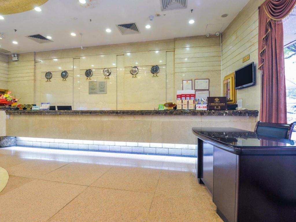 นิว เวิล์ด โฮเต็ล Hotel กวางโจว ภายนอก รูปภาพ