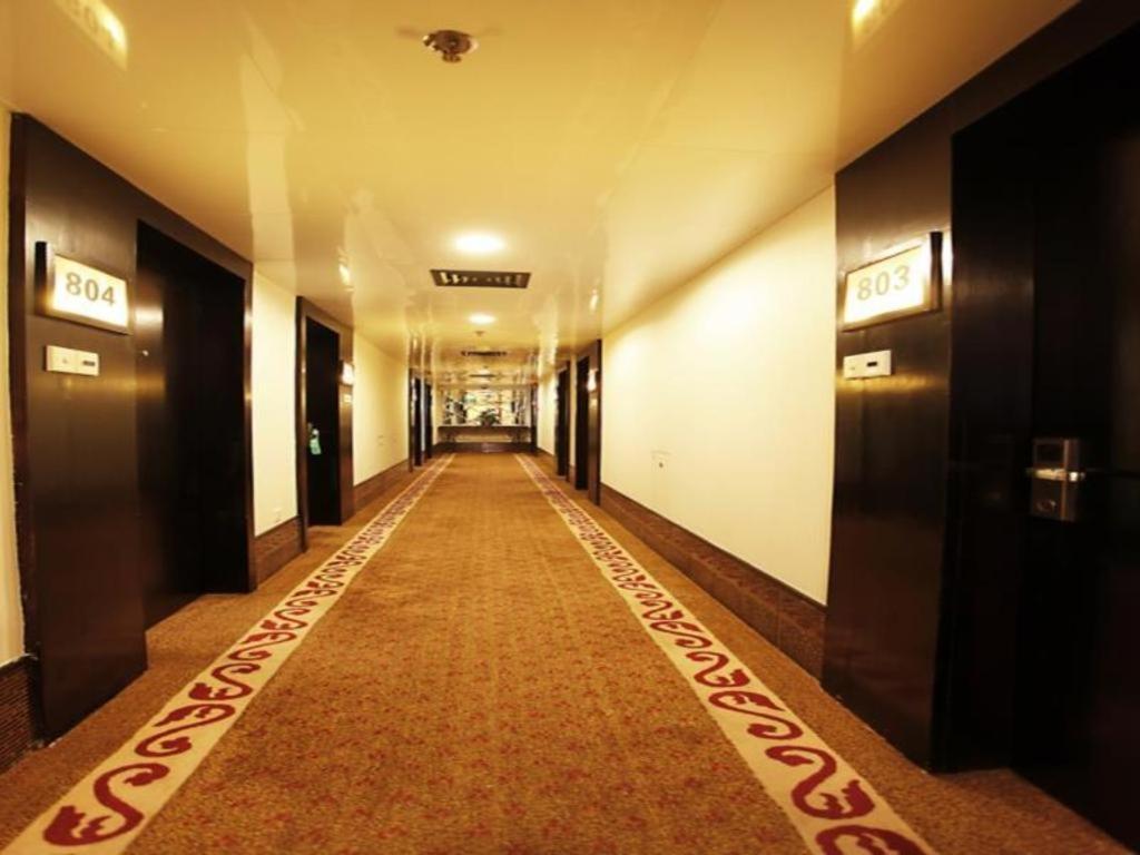 นิว เวิล์ด โฮเต็ล Hotel กวางโจว ภายนอก รูปภาพ