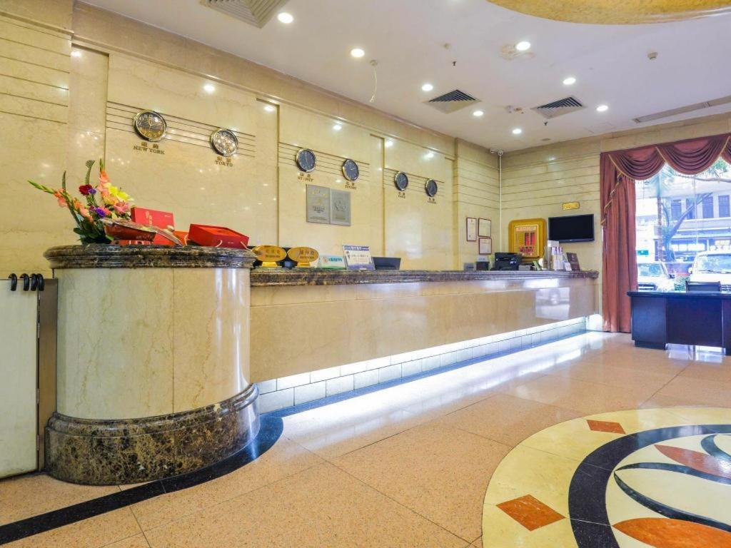 นิว เวิล์ด โฮเต็ล Hotel กวางโจว ภายนอก รูปภาพ